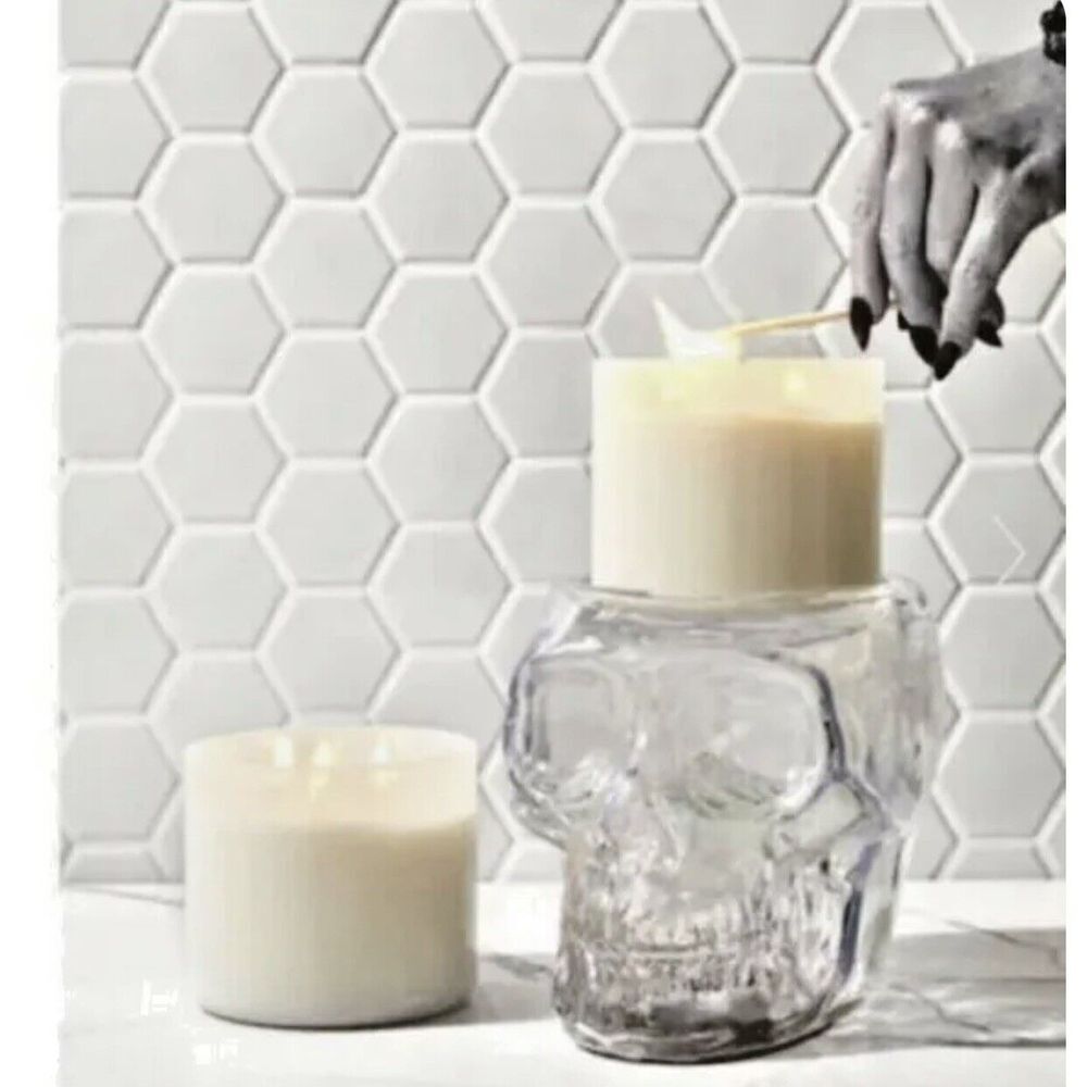 New‎ Bath & Body Works Halloween 2021 Light Up 3 Wick Glass Skull Candle Holder